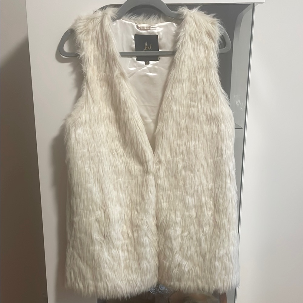 Jack by BB Dakota Cream Faux Fur Vest